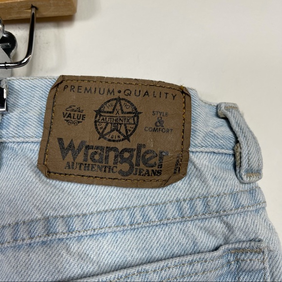 ❗️Wrangler Classic Old School Light Denim S… - Picture 6 of 6